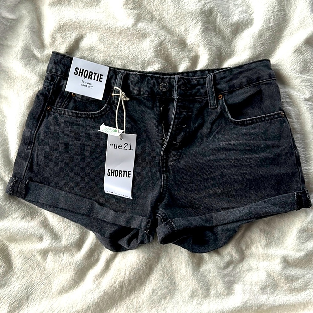 COPY - Rue 21 Vanilla Star Shortie